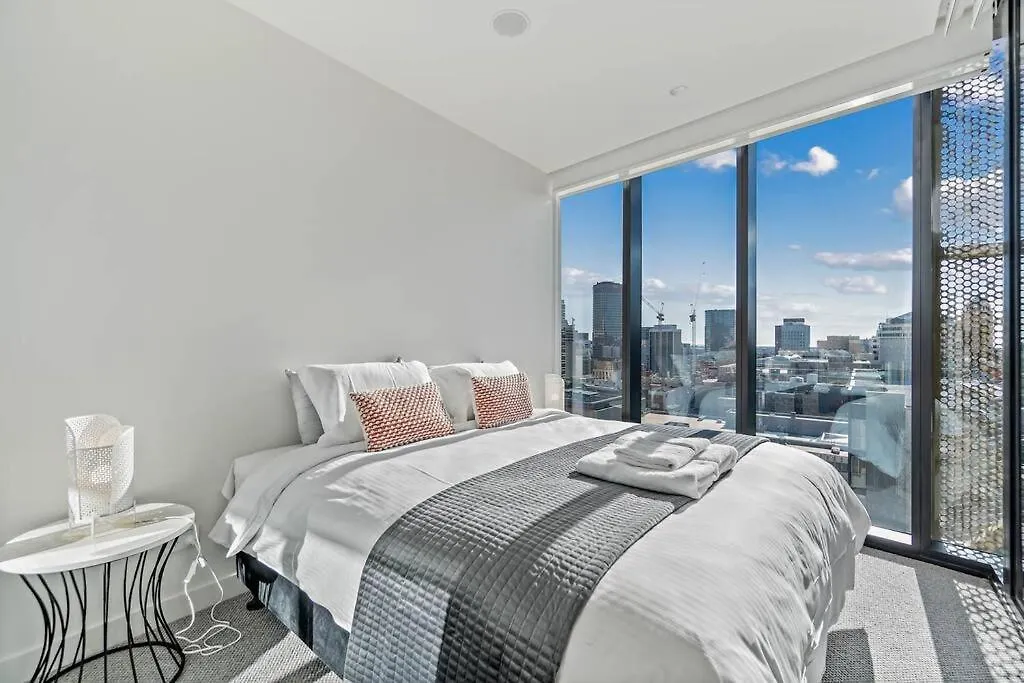 One Bedroom Apartment In The Heart Of Cbd Adelaïde
