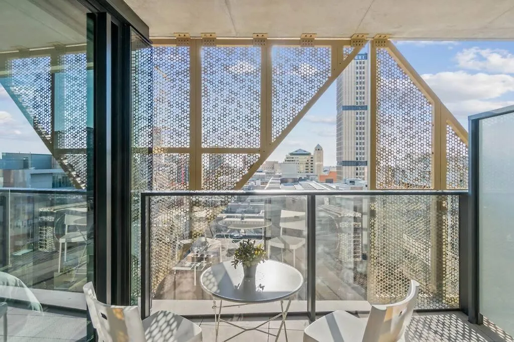 One Bedroom Apartment In The Heart Of Cbd Adelaïde